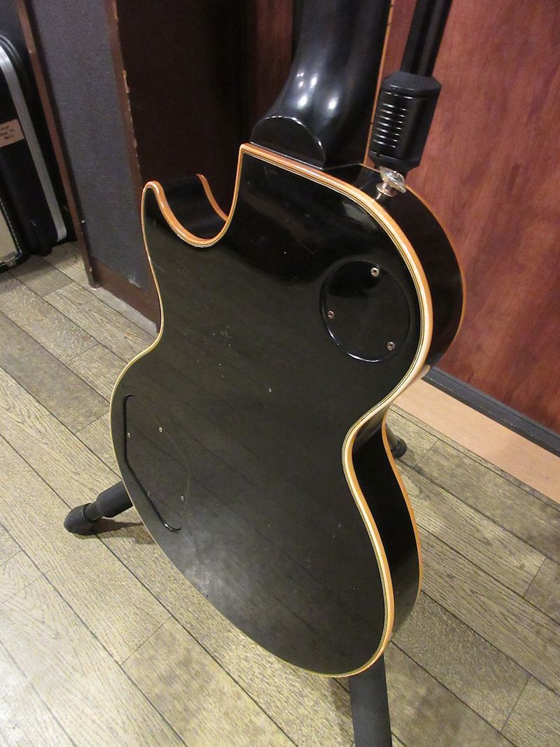 最終価格です　ビンテージGibson Les Paul ブラック ハードケース付 Gibson Les Paul Custom Black 1983 – Chicago Music Exchange