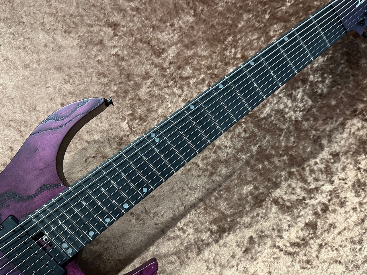 Legator NINJA N8FP -Iris Fade- ≒3.8Kg【8弦】（新品/送料無料