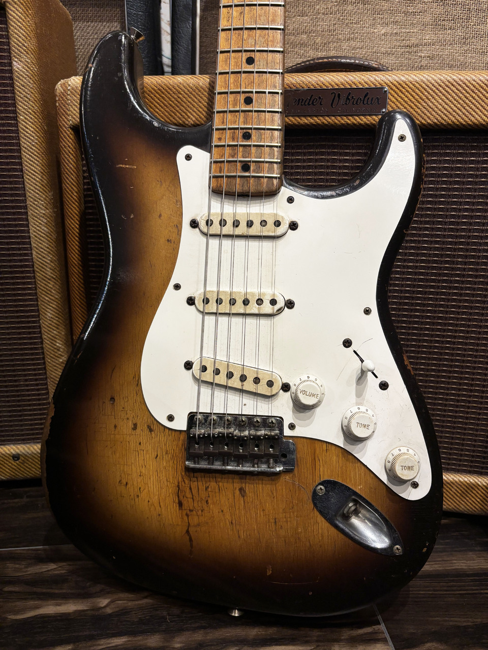 Fender 1956 Stratocaster Maple Neck / Sunburst（ビンテージ）【楽器