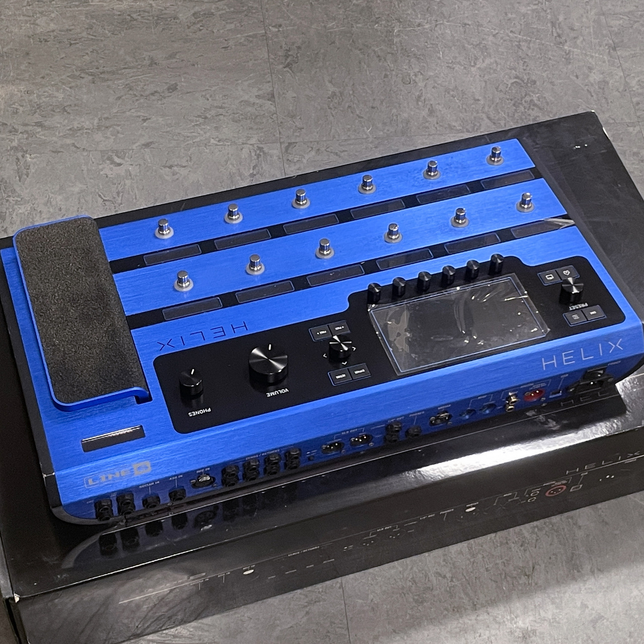 LINE 6 Helix Floor Lightning Blue 【中古】【箱・電源ケーブル