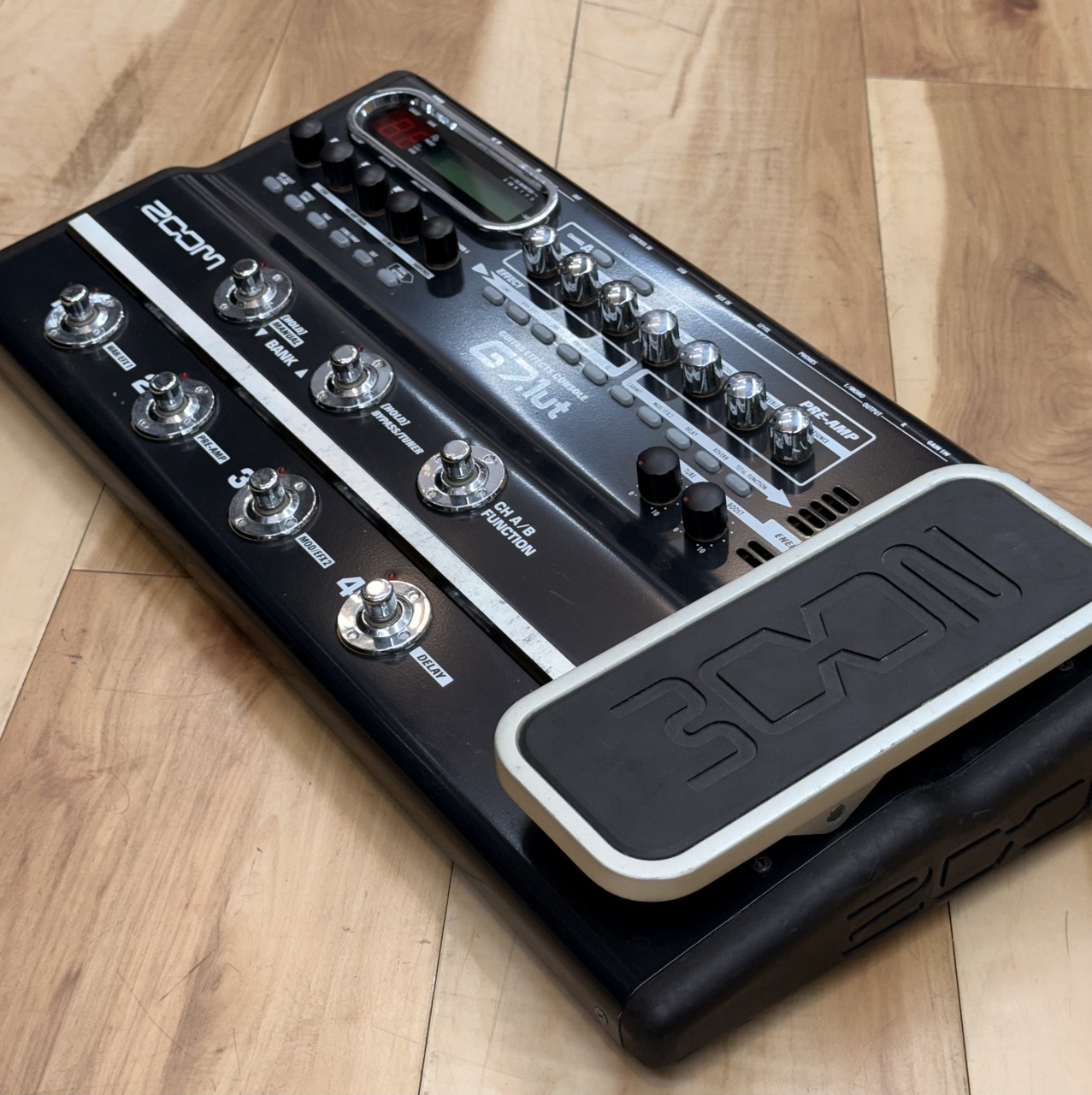 真空管搭載 ZOOM G7.1ut ギターエフェクター おまけのケース付き！ 真空管搭載 ZOOM G7.1ut ギターエフェクター おまけのケース付き！ G7