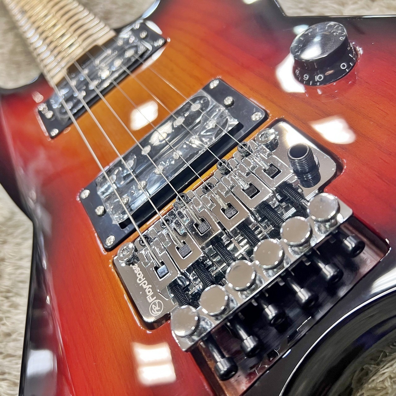 Killer KG-Exploder SE 3 Tone Sunburst (3TS)（新品/送料無料）【楽器検索デジマート】