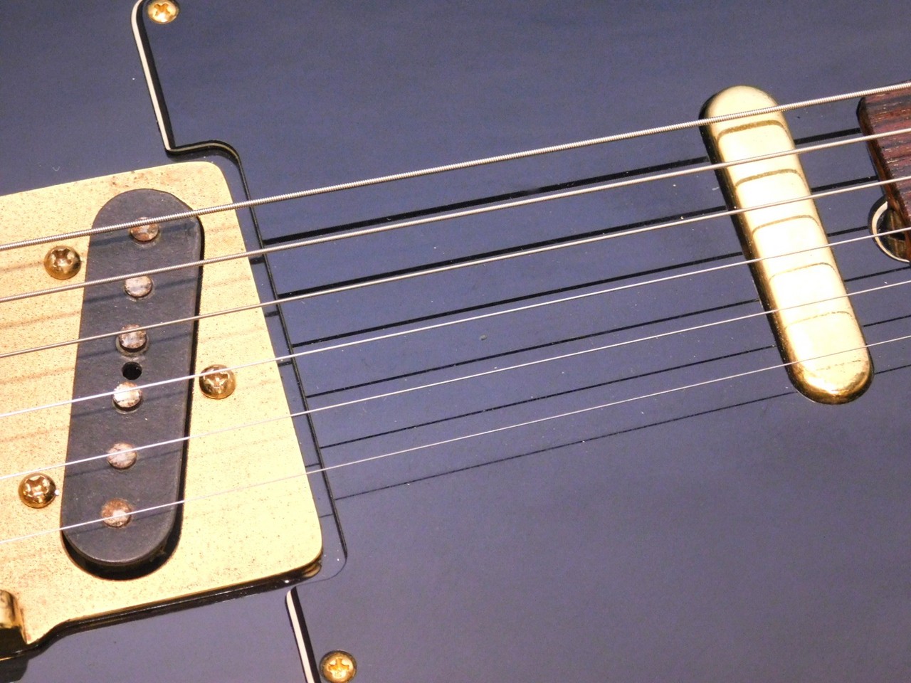 Fender Collectors Edition Black & Gold Telecaster '82（ビンテージ