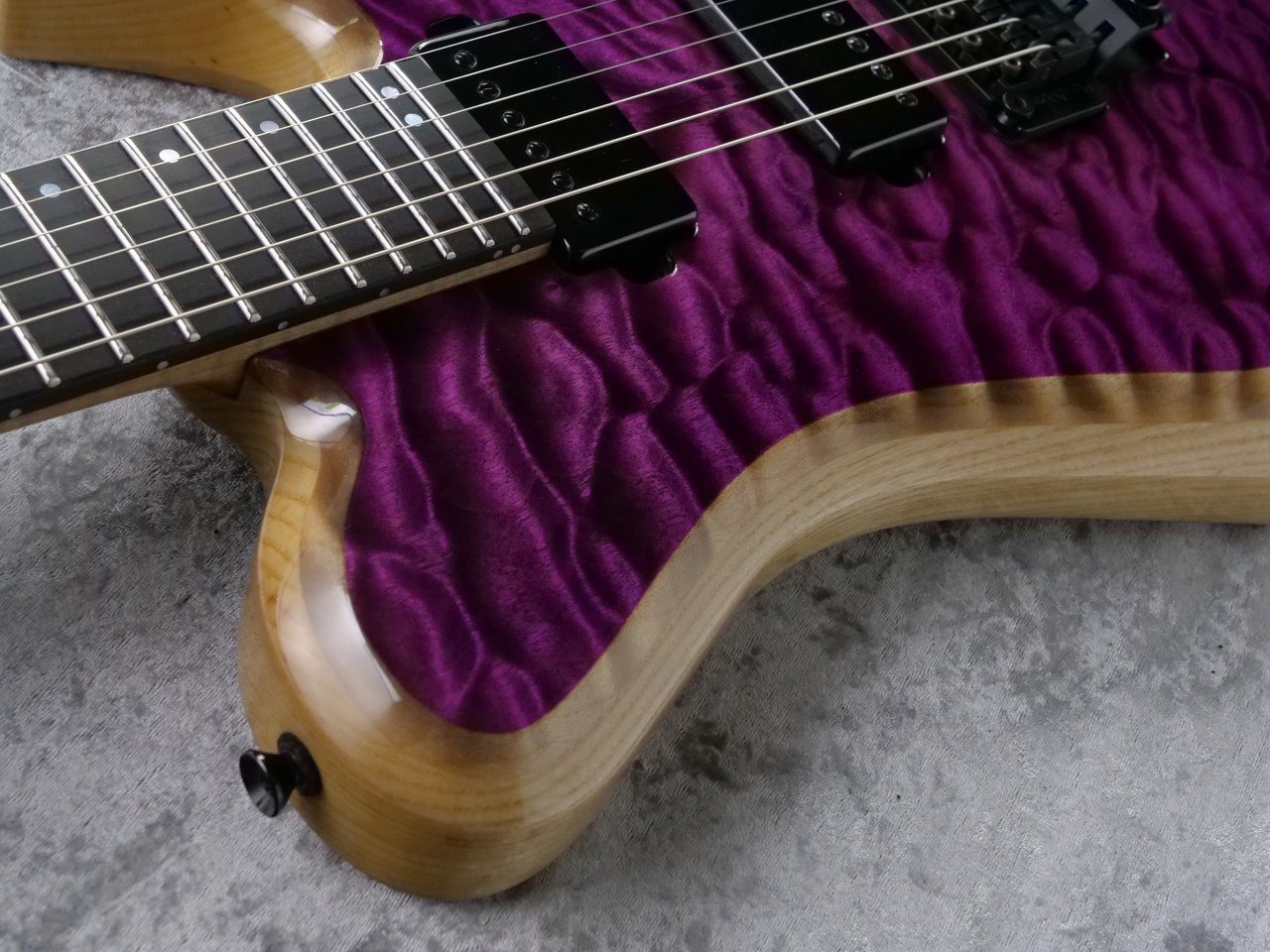 Hinnant Guitars Impulse 6 Quilted【極杢キルトトップ】（新品
