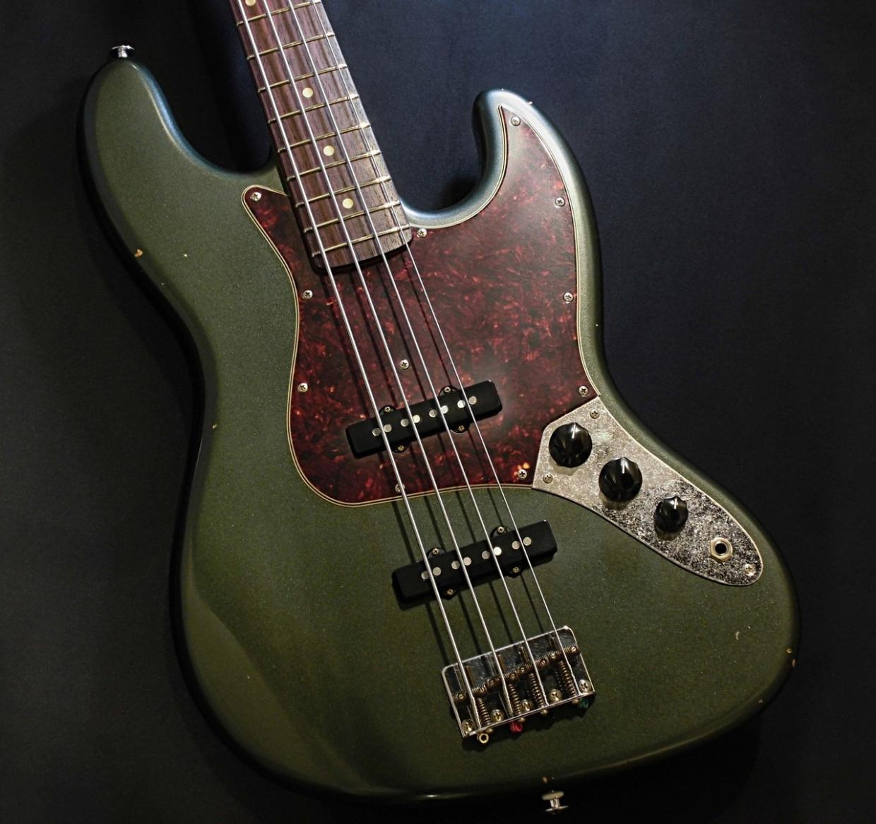 Black Smoker TM BETA J4 Trad Master / Sherwood Green Metallic