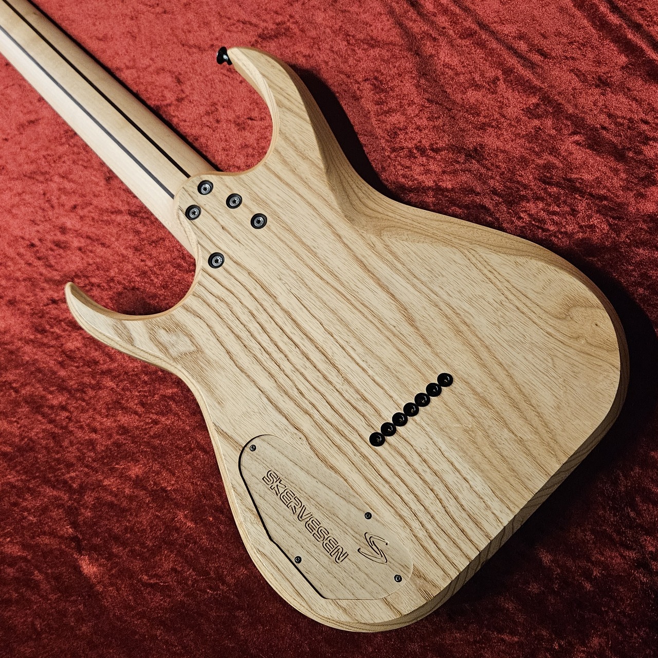 Skervesen Raptor 7（中古/送料無料）【楽器検索デジマート】