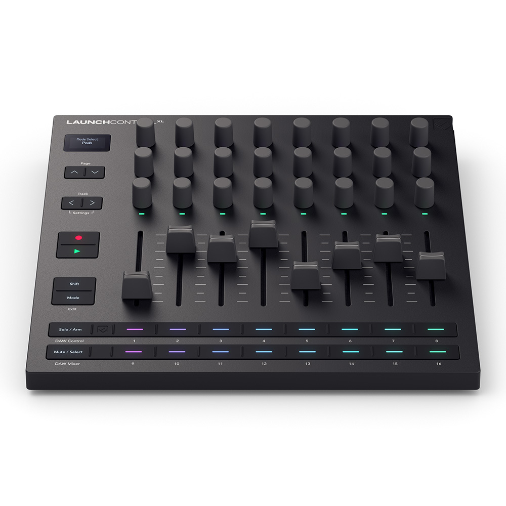 Novation LAUNCH CONTROL XL コントローラー　DTM 71nnq0rx1RL._UF1000,1000_QL80_.jpg