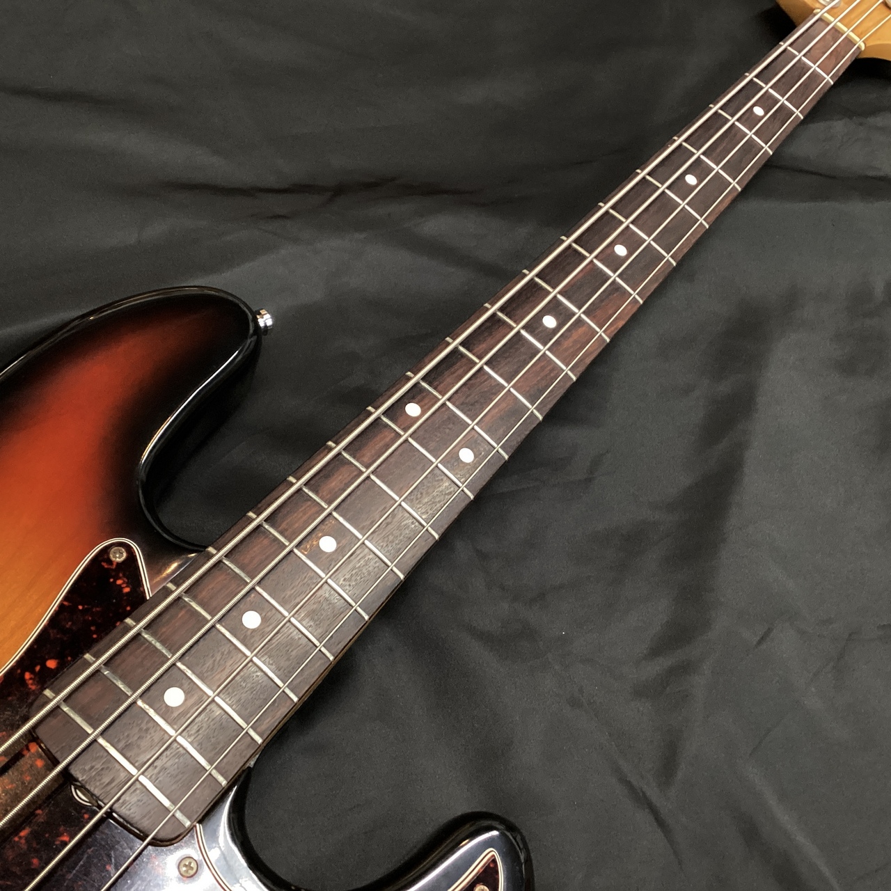 Fender USA American Vintage '62 Jazz Bass/3-Tone Sunburst 1997年製