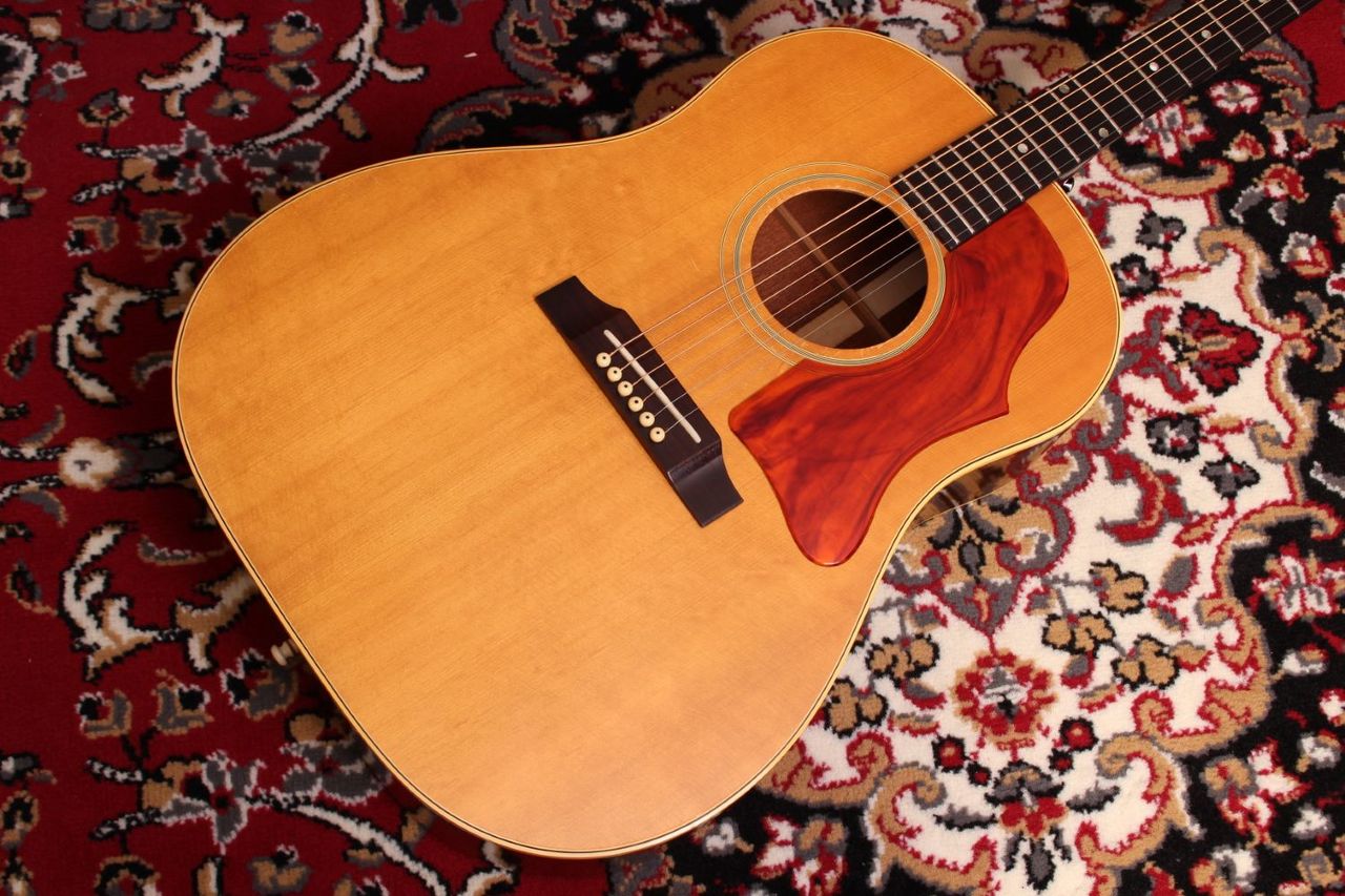 Gibson J-50 1965年製 ナローネック ノンアジャスタブルサドル