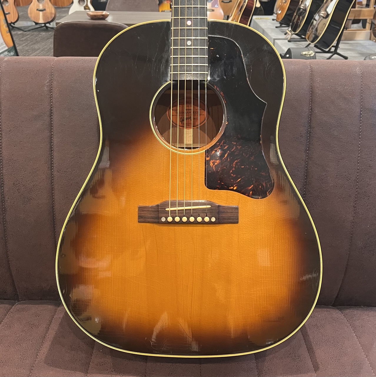 Gibson J-45 - 50s ラージピックガードJ-45Gibson 新潟 Gibson J-45