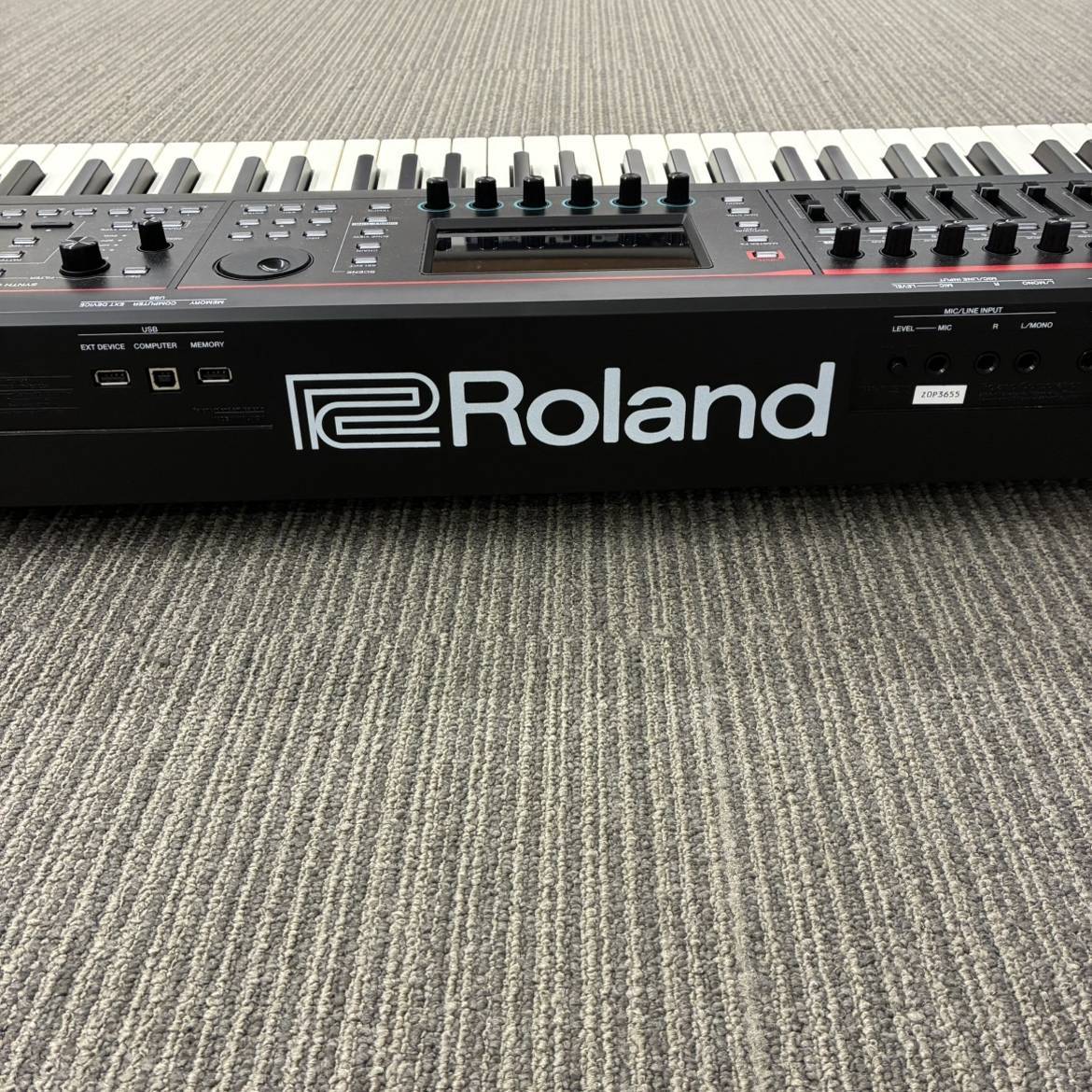 Roland FANTOM-08【現物画像】（中古/送料無料）【楽器検索デジマート】