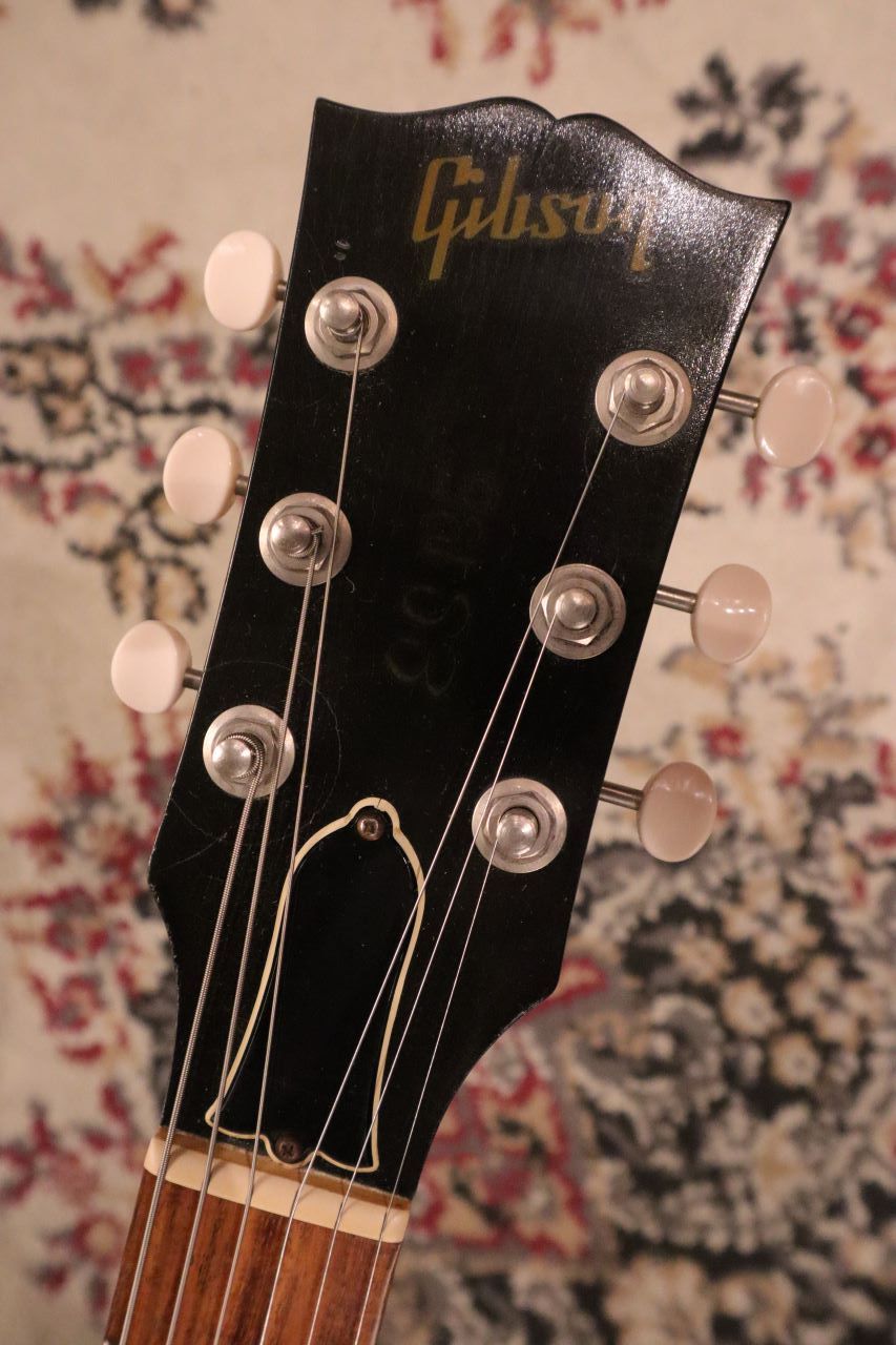 Gibson ES-135 サンバースト ハードケース付き Gibson Custom Shop ES