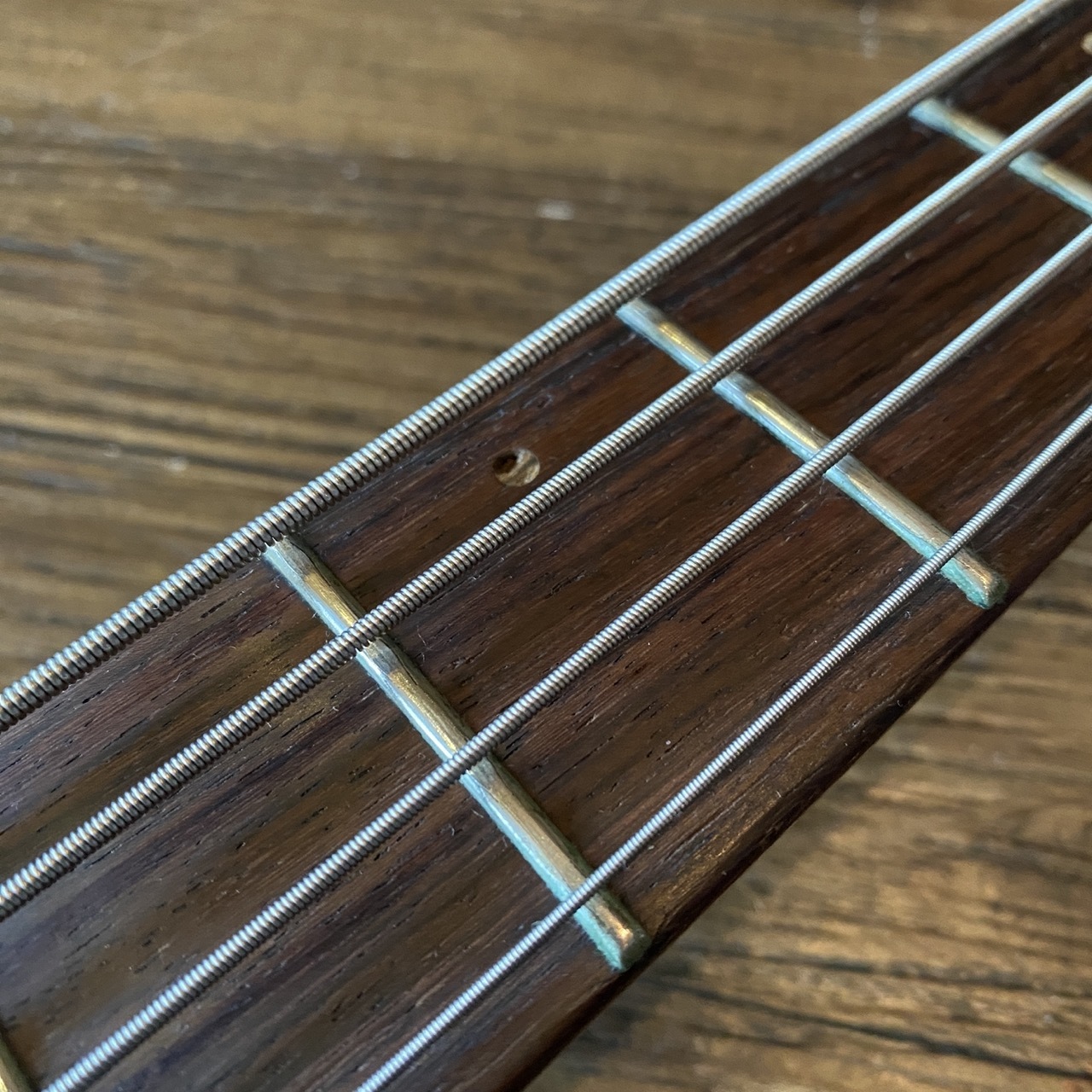 ウッドベース　藤泉出品です。 GrassRoots G-FR-58B Forest Electric Bass（中古/送料無料
