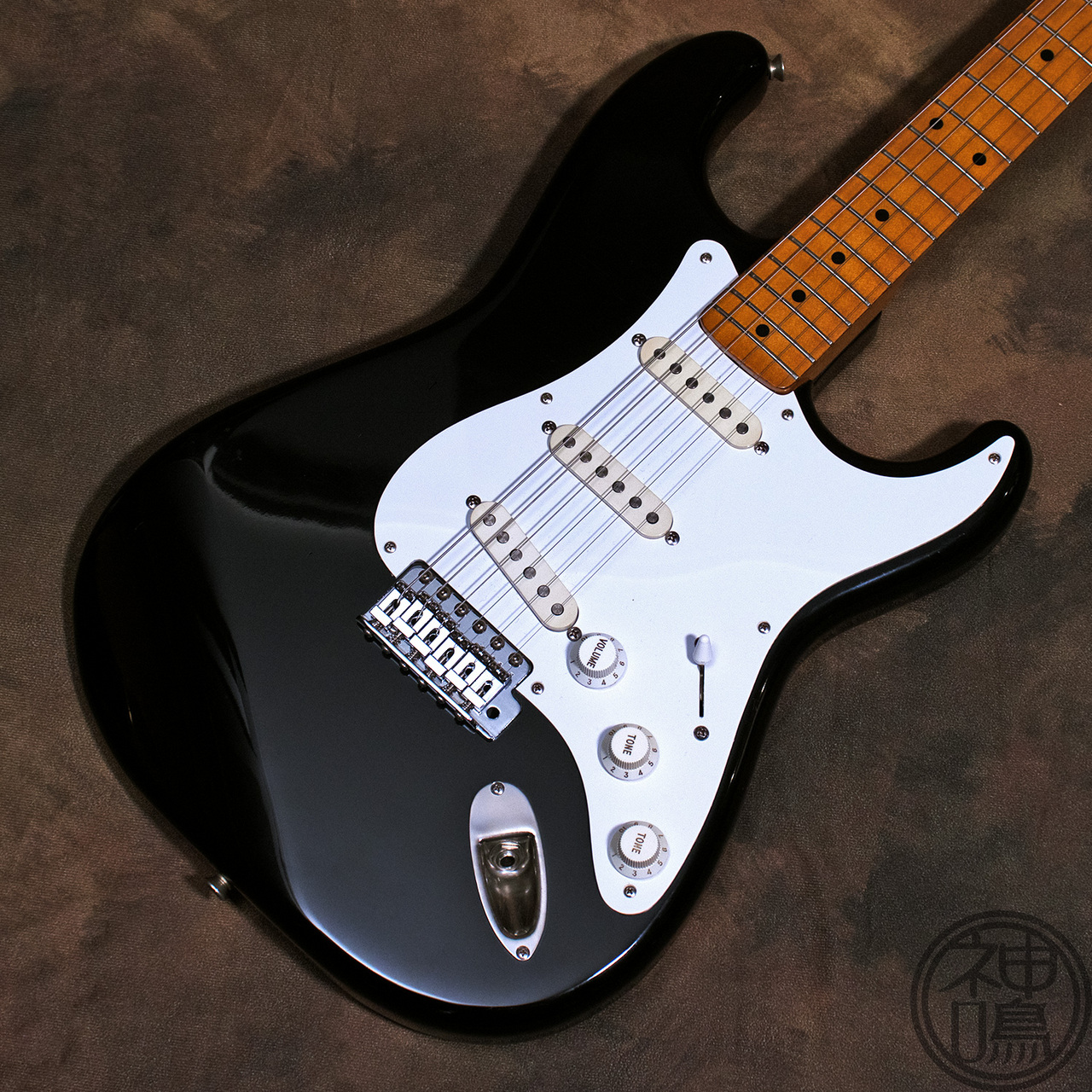 Squier by Fender Stratocaster SST-30【Black/1985年製