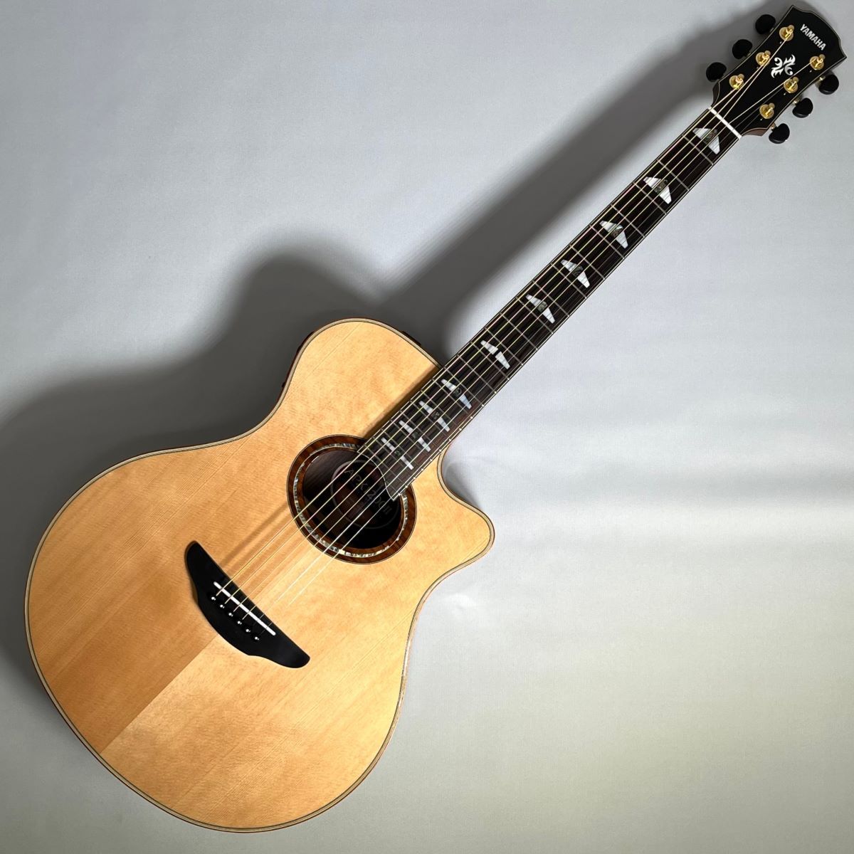 YAMAHA (ヤマハ)APX1200Ⅱ/NTオール単板 エレアコ【現物画像