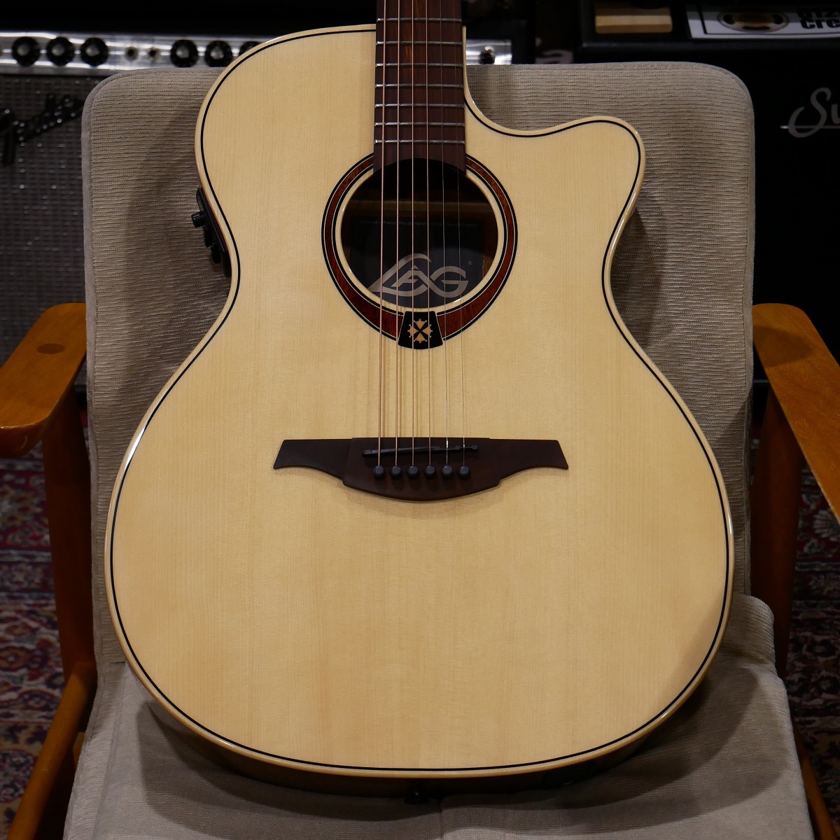 LAG アコースティックギター ナチュラル LAG Guitars T88ACE / Natural 【エレアコタイプ】（新品特価