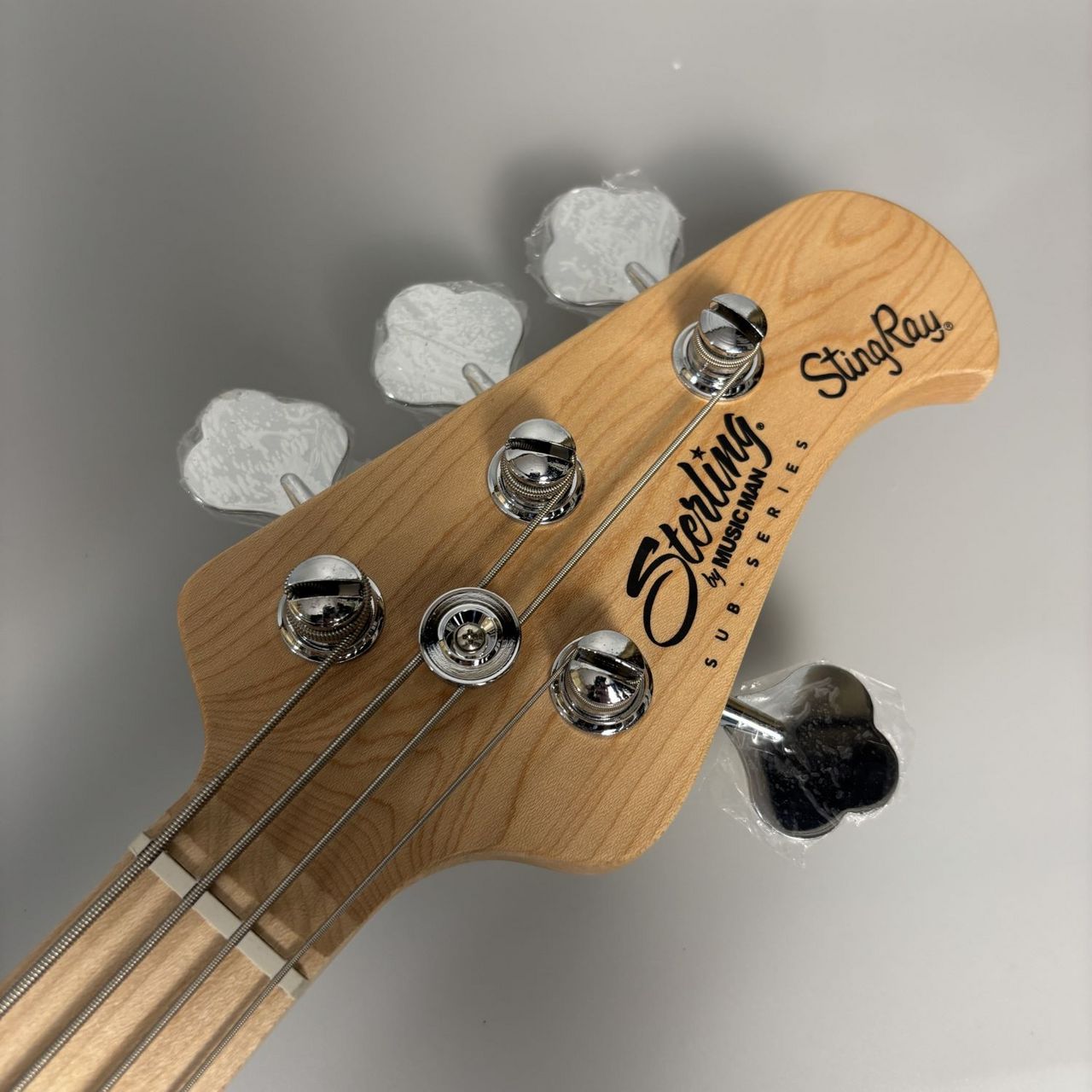 Sterling by MUSIC MAN RAY4 Olive Gloss エレキベース 【重量4.19kg