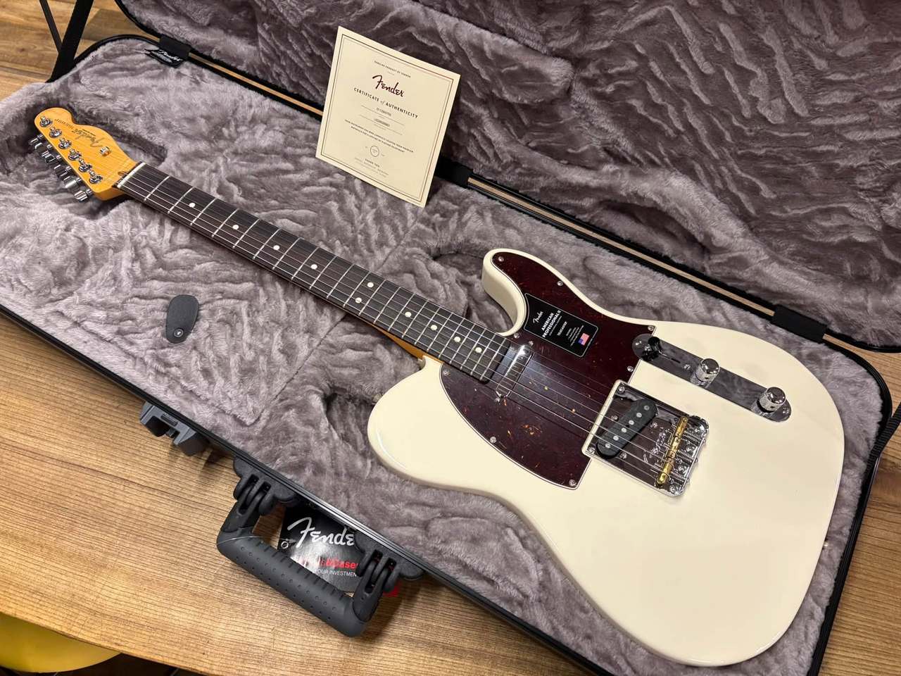 Fender American Professional II Telecaster Olympic White（新品