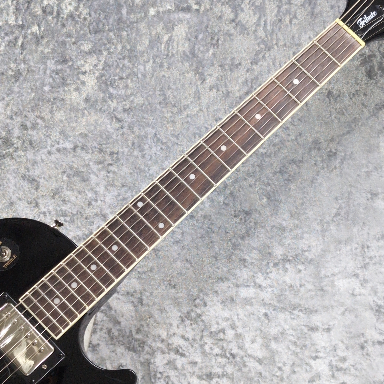 Epiphone Les Paul Tribute ~Ebony~ #25041301086【3.75kg】（新品