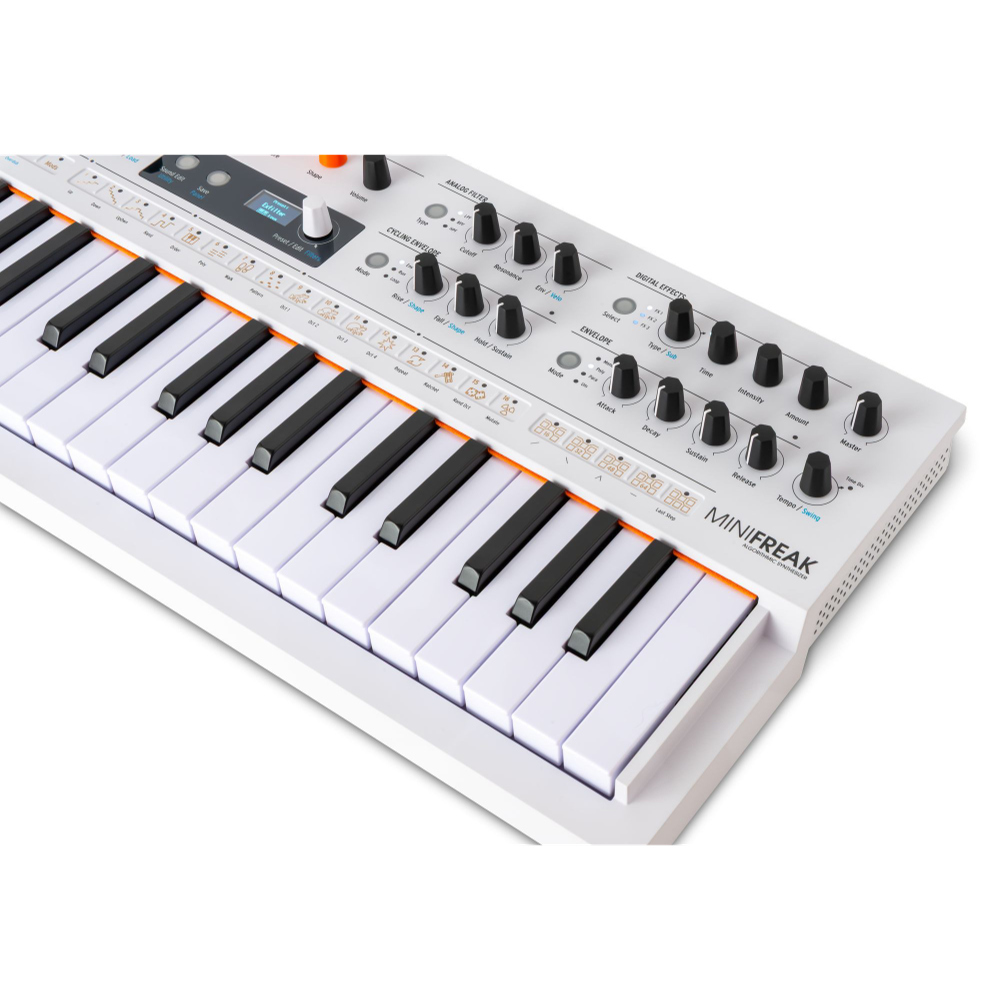 ARTURIA MINIFREAK 動作品です。 Arturia - MiniFreak
