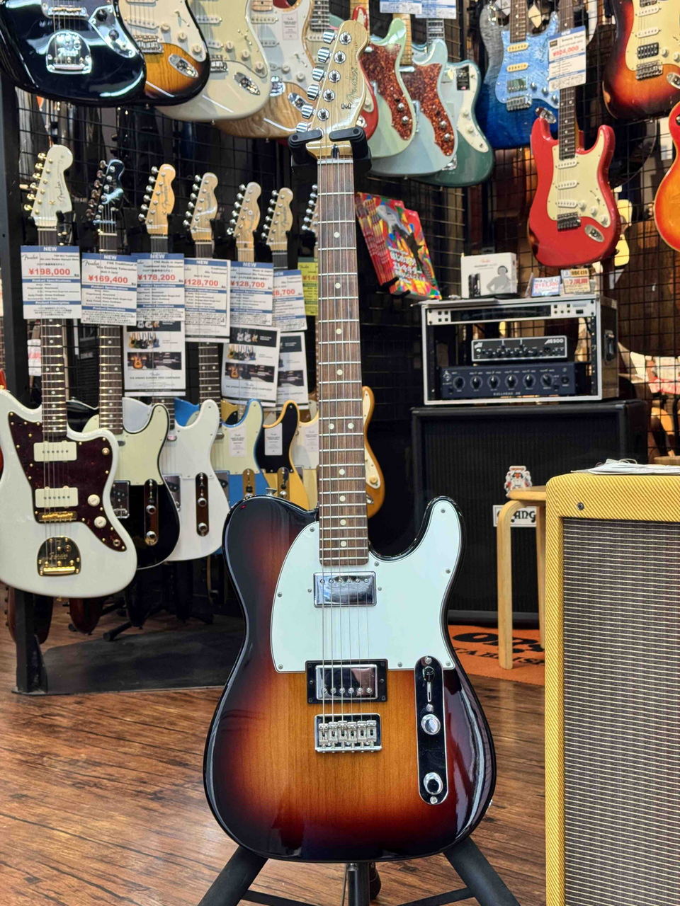 【新品未使用】Fender Player テレキャスター PF 3TS メイプル Fender Player Plus Telecaster (3-Color Sunburst