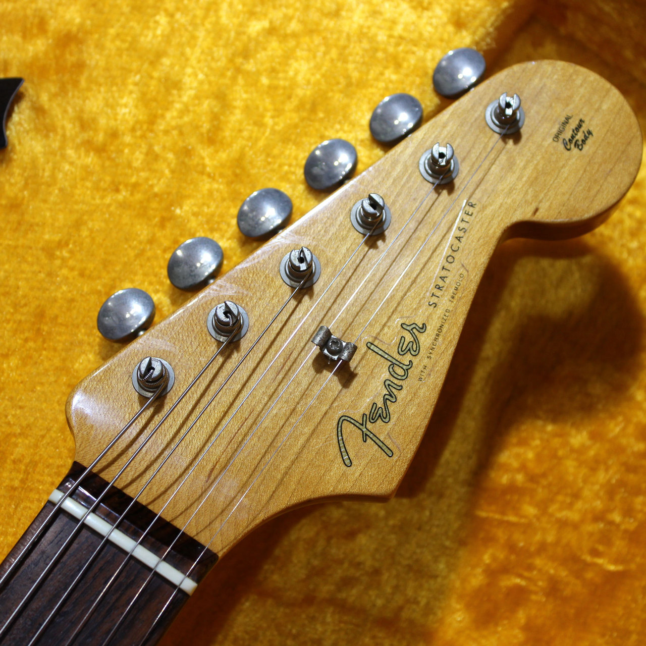 Fender American Vintage 62 Stratocaster Thin Lacquer Surf Green