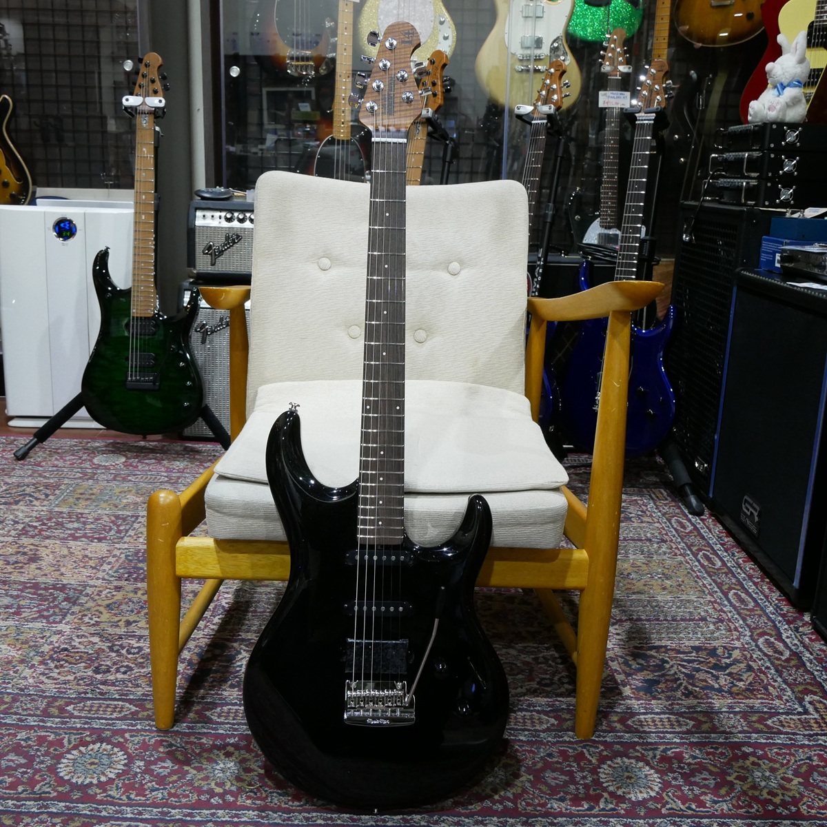 MUSIC MAN Luke 4 HSS Black Sparkle 【スペシャル特典あり】（新品