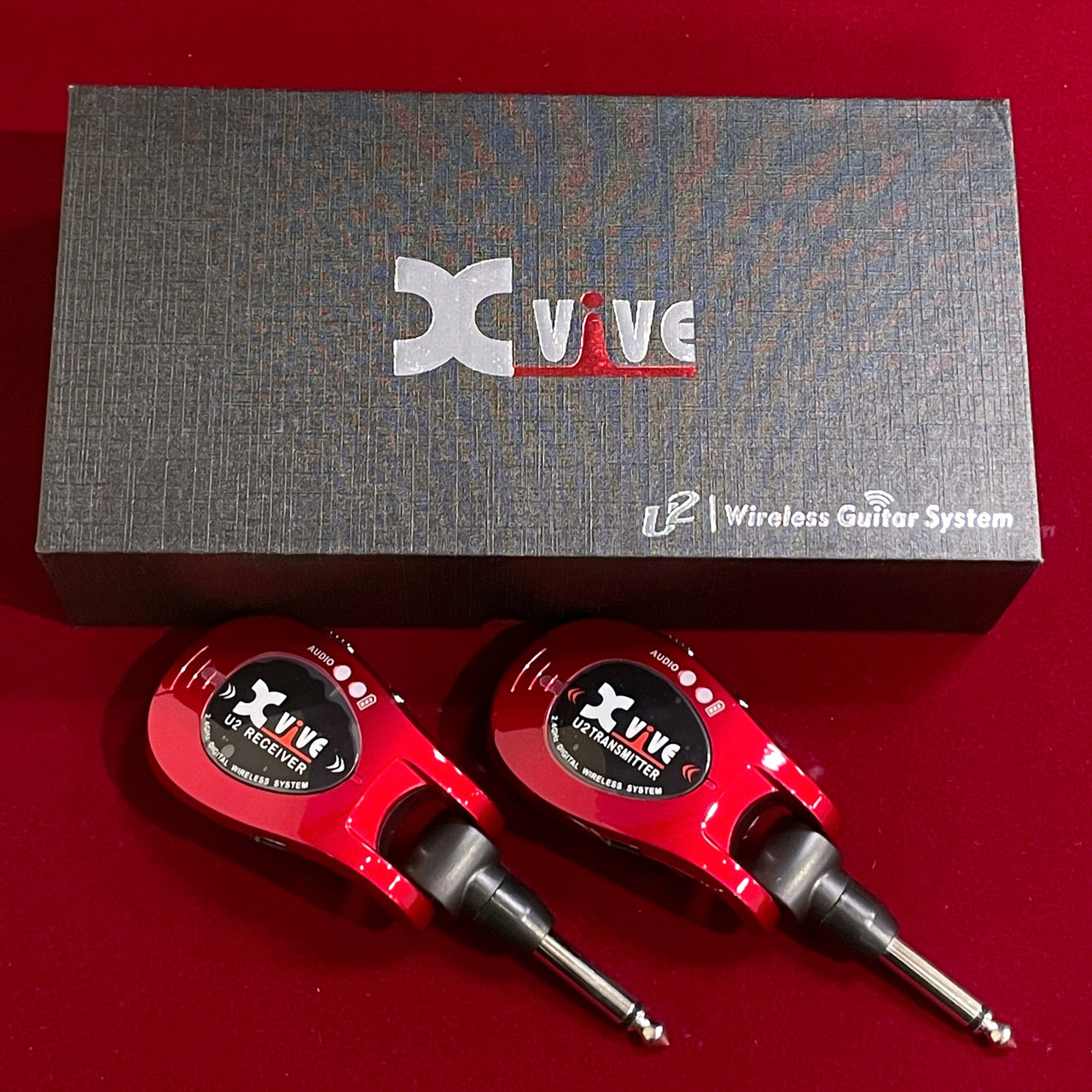 Xvive XV-U2 Red Wireless Guitar System 【送料無料】 （新品/送料 