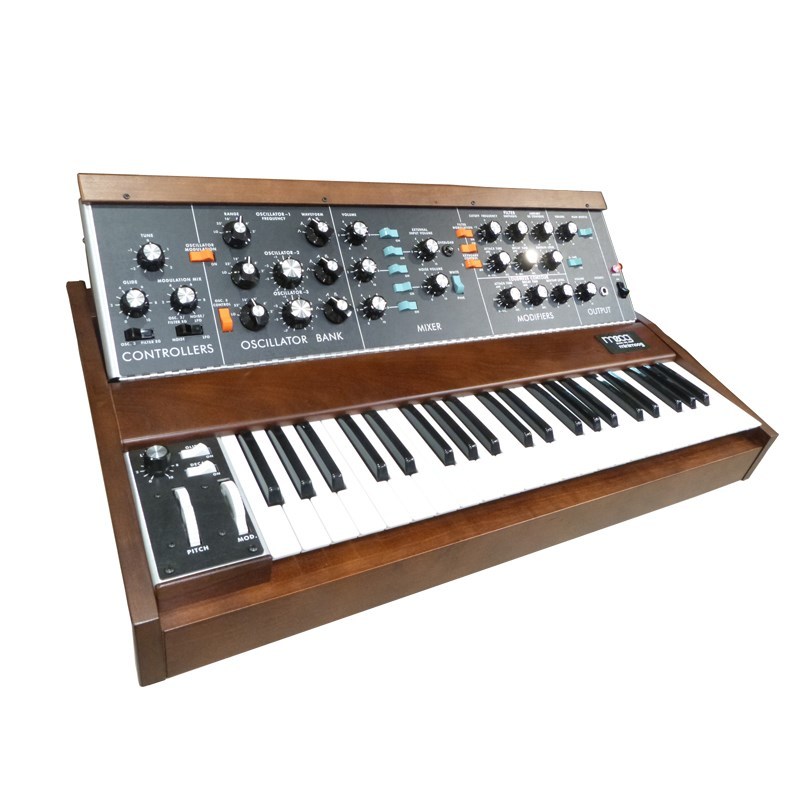 Moog 【春のPremium SALE】Minimoog Model D【1台限定・箱ボロ・開封アウトレット特価品】※沖縄・離島送料別...