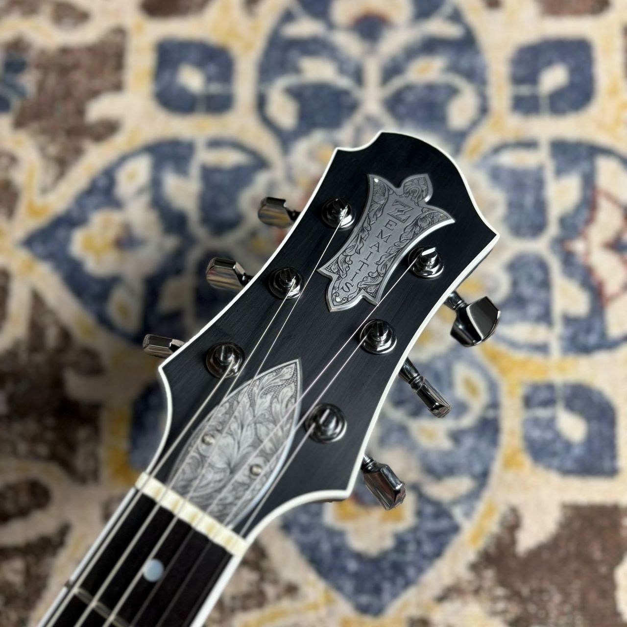 Zemaitis The Portrait Metal Front Hisashi Signature Model Black
