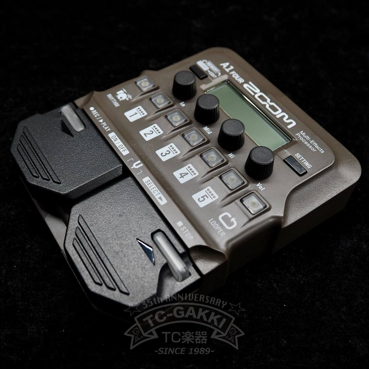 ZOOM A1 FOUR Multi-Effects Processor（中古）【楽器検索デジマート】