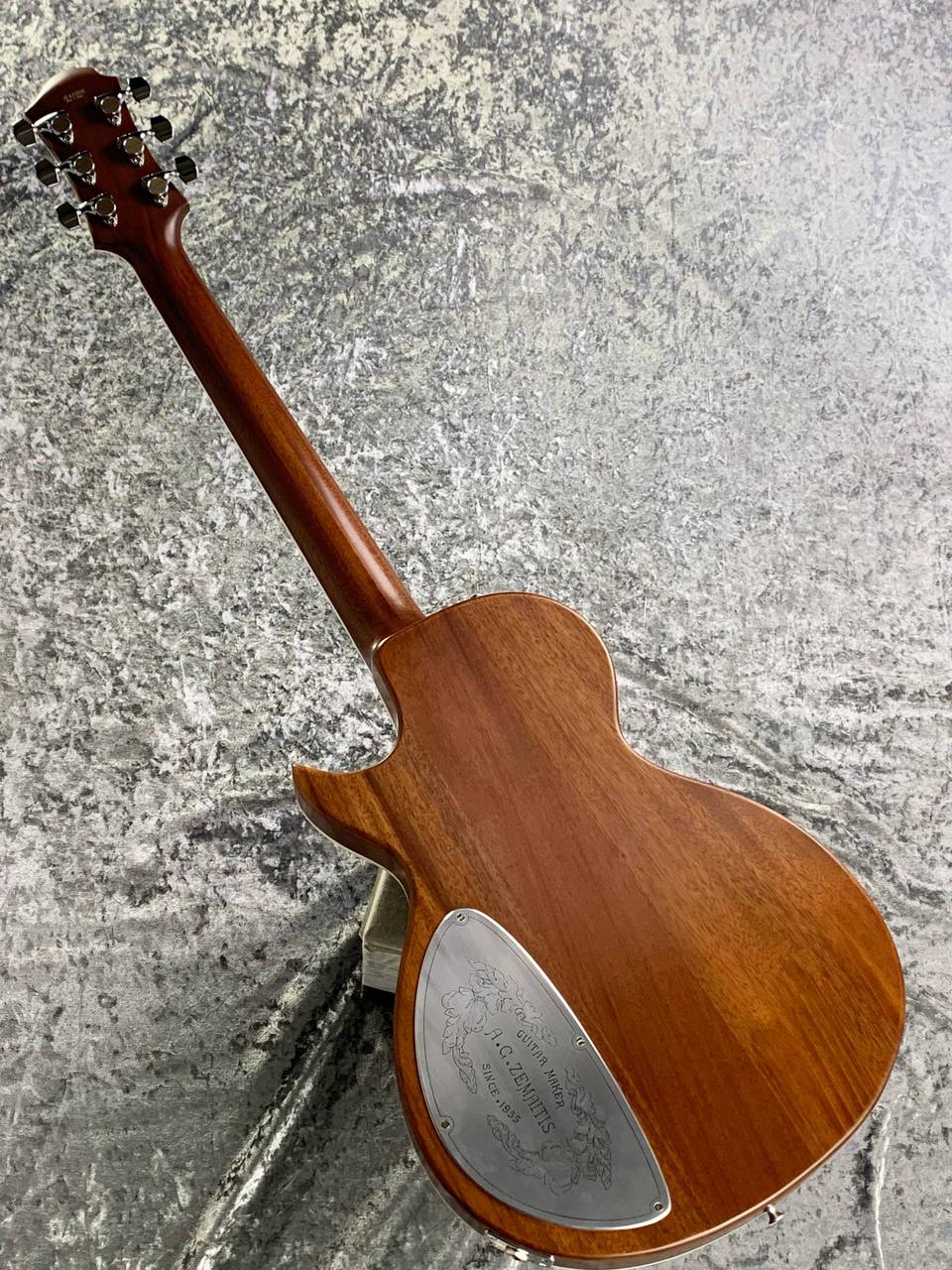 Zemaitis THE PORTRAIT Pearl Front Ultimate White 3S #JGA23259