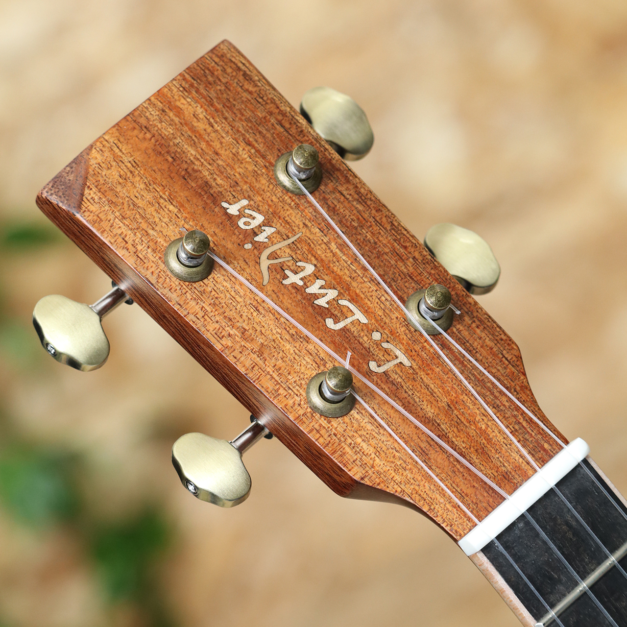 L.Luthier Le Light Koa w/PU Concert（新品）【楽器検索デジマート】