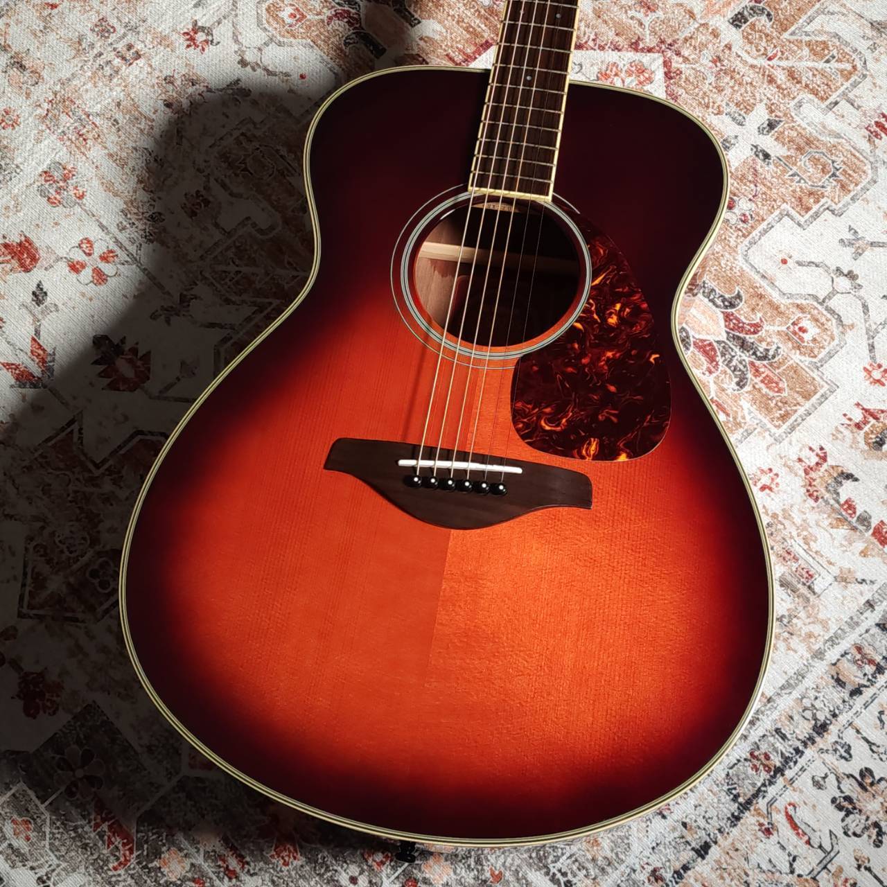 Yamaha FS720S アコースティックギター ケース付き 中古 送料込み Yamaha FS720S アコースティックギター ケース付き 中古 送料込み