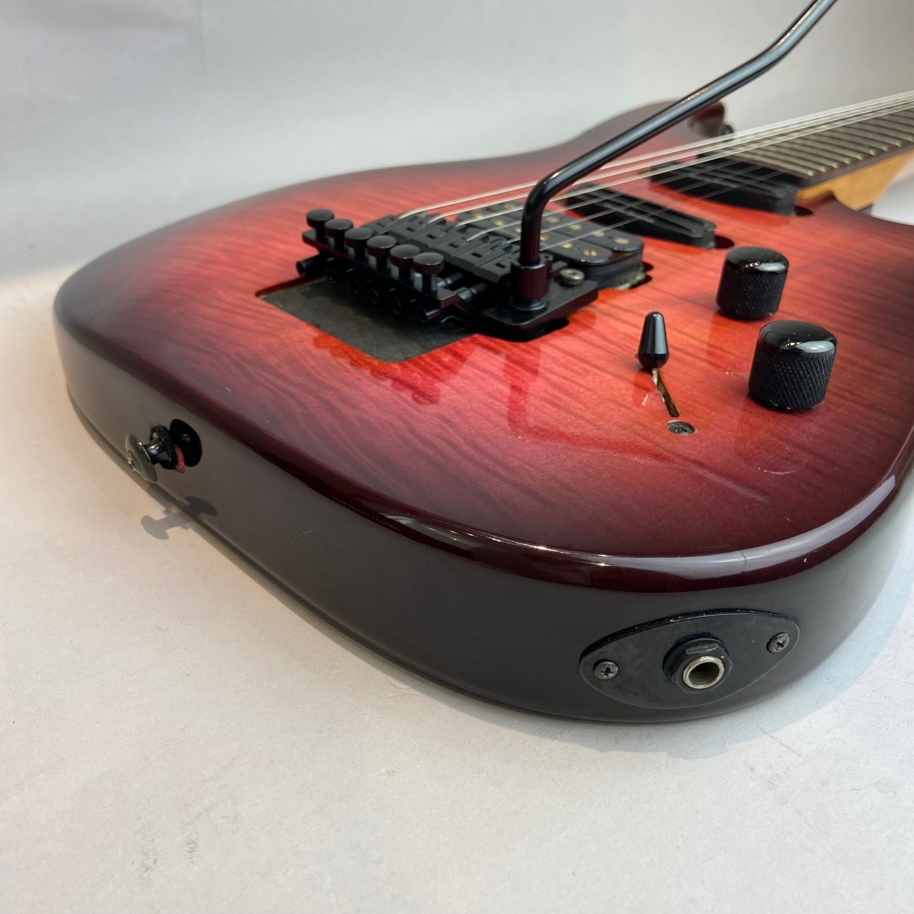 Washburn MG722 Stevie Salas Model 送料無料 Washburn MG722 Stevie Salas Model 送料無料