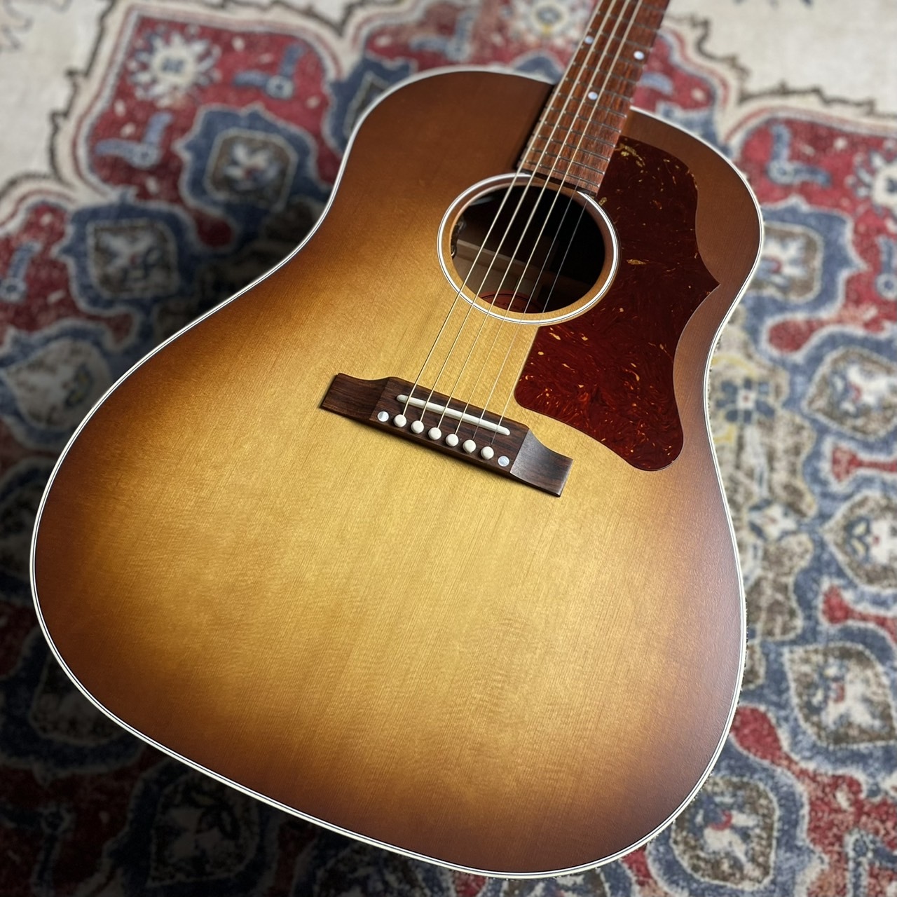 Gibson J-45 Faded 50s Sunburst エレアコ アコースティック