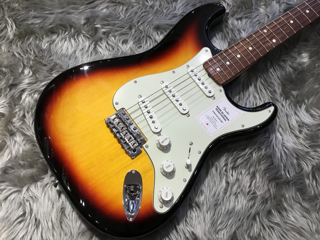 Fender Made in Japan Traditional 60s Stratocaster RW