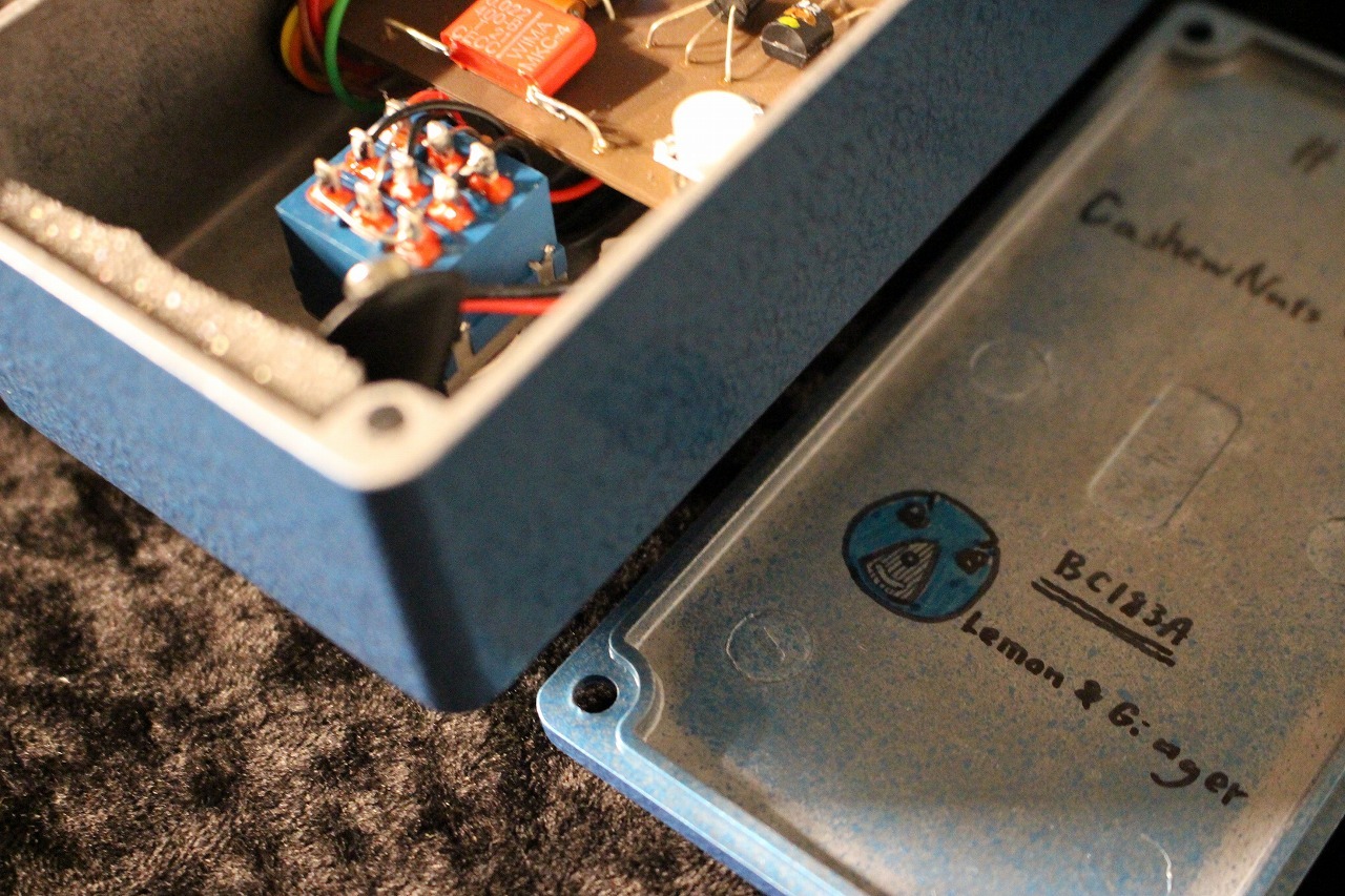 Lemon & Ginger Cashew Nuts FUZZ BC183A 【Arbiter製 Fuzz Faceベース