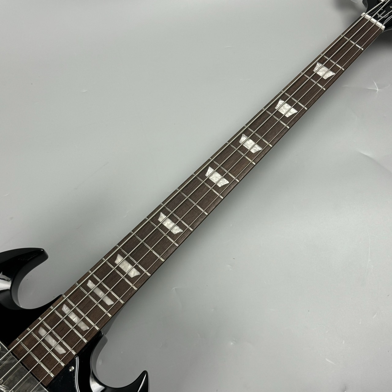 Epiphone EB-3 Bass Ebony エレキベース SGベース【現物写真】（新品/送料無料）【楽器検索デジマート】