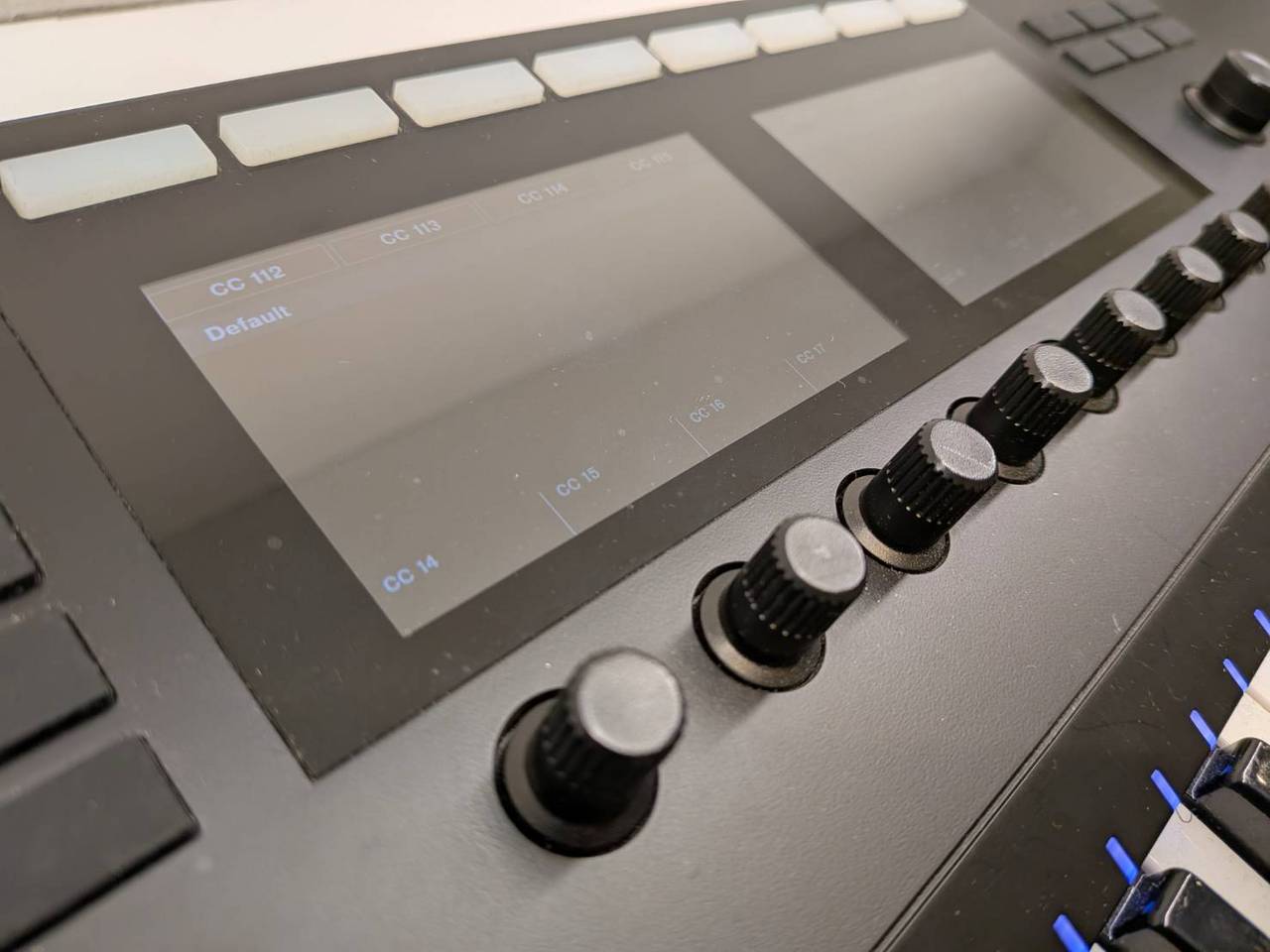 NATIVE INSTRUMENTS KOMPLETE KONTROL S49 MK2 MIDIキーボード 49鍵盤