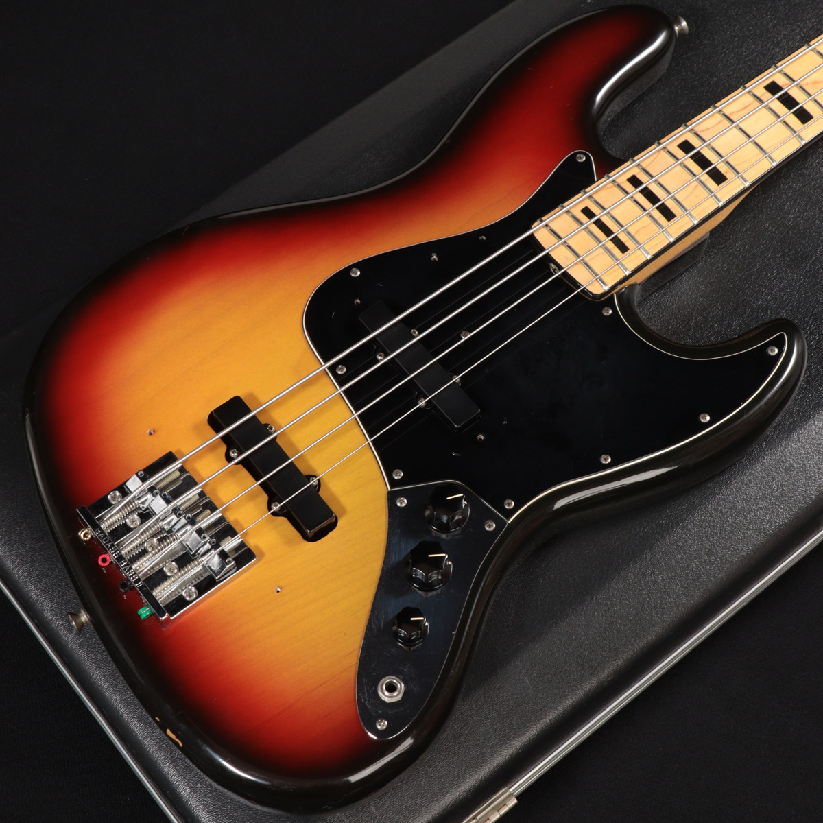 Fender 1973 Jazz Bass Modified Sunburst 【心斎橋店】（ビンテージ