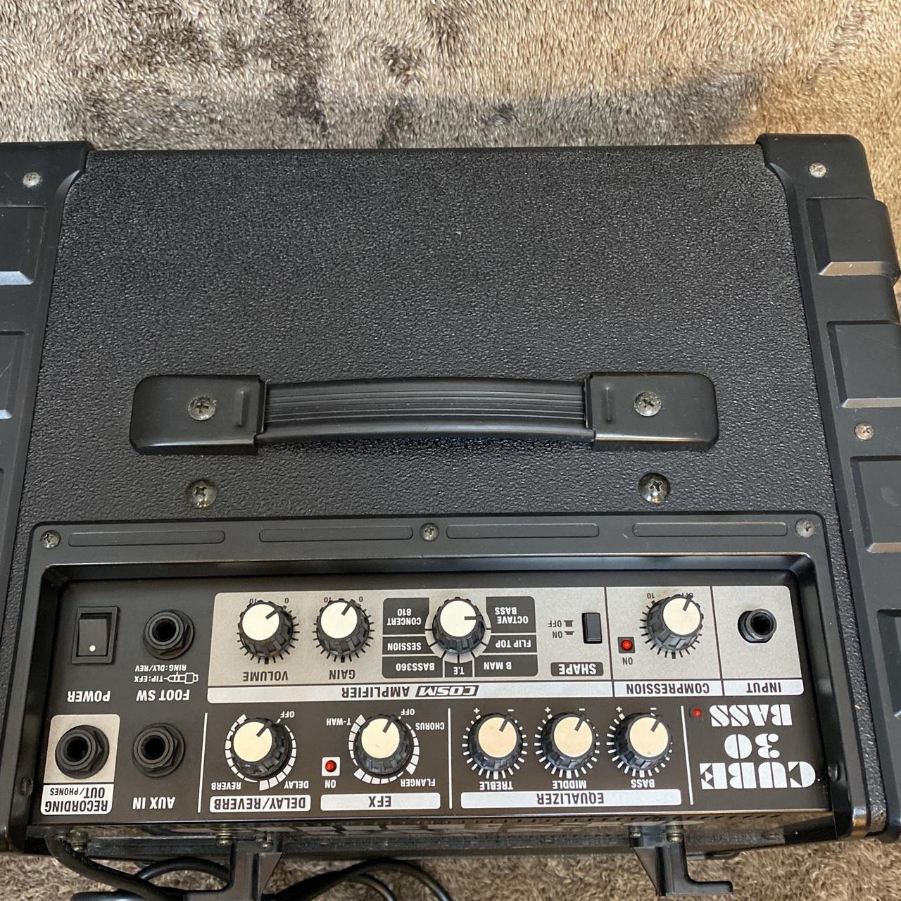 (58) 美品 Roland CUBE-30 BASS ベースアンプ Roland CUBE-30 BASS ベースアンプ Roland Cube-30 Bass Amp