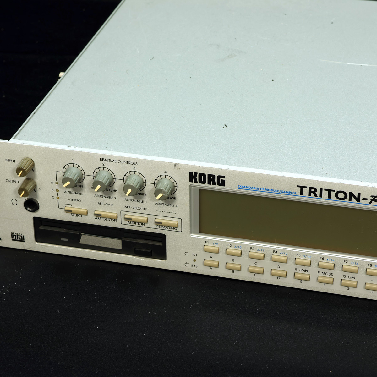 ひ*ろ様 【中古】KORG TRITON-Rack Ver1.5.1 音源モジュ ひ*ろ様 【中古】KORG TRITON-Rack Ver1.5.1 音源モジュ ひ*ろ様