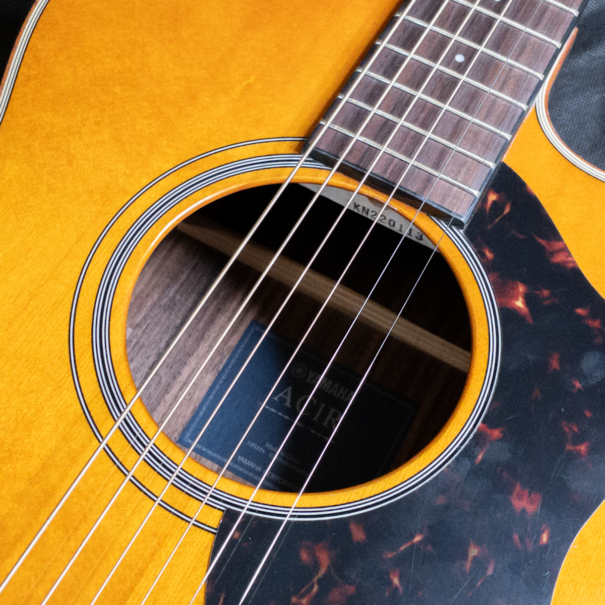 YAMAHA AC1R VN(ヴィンテージナチュラル)（B級特価）【楽器検索