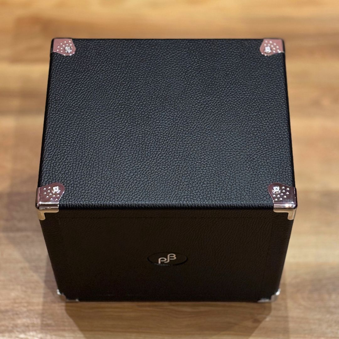 Phil Jones Bass BG-100 2ch レッド ベース用アンプ Phil Jones Bass BG-100 2ch レッド ベース用アンプ P: BG-100