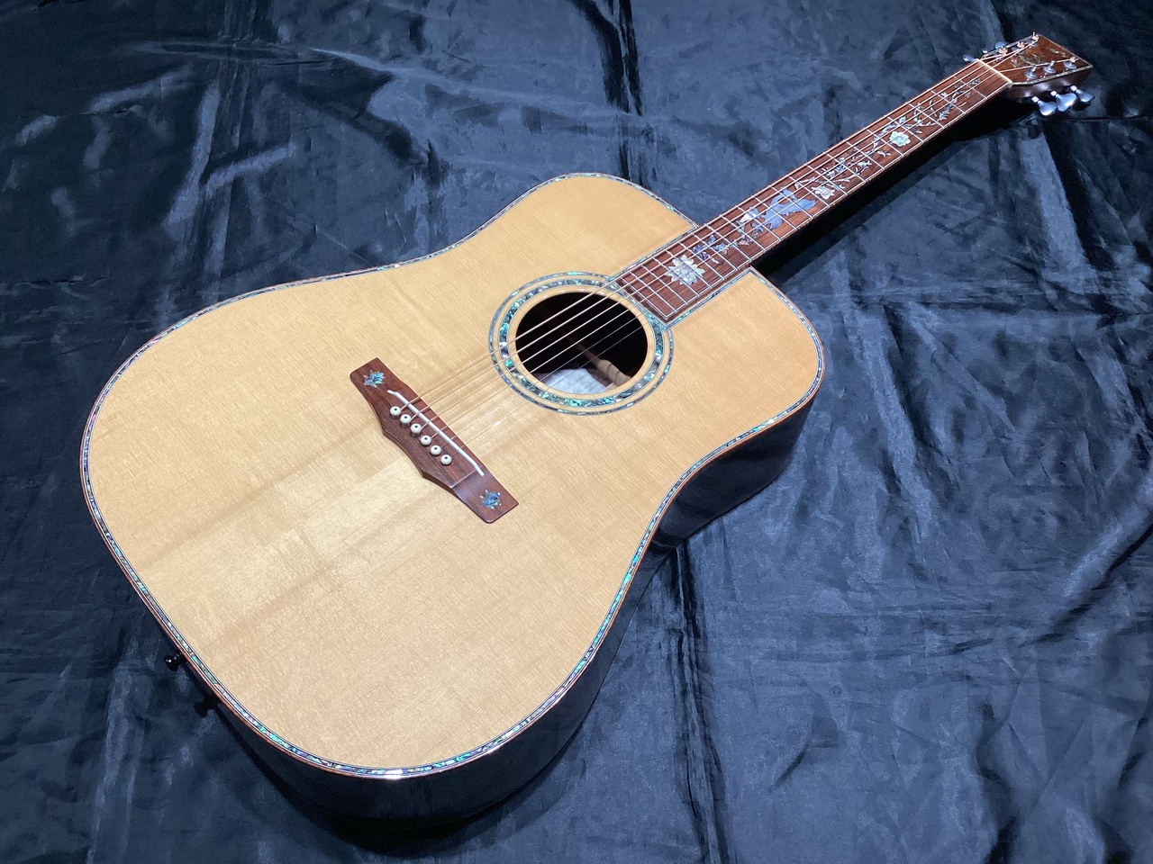 Morris M-8001SP ハカランダ指板&サイドバック カスタムオーダー