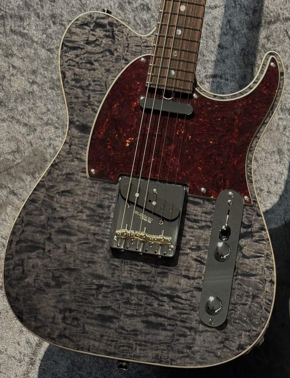 T's Guitars DTL-Classic 22 Trans Black【3.2kgの軽量個体
