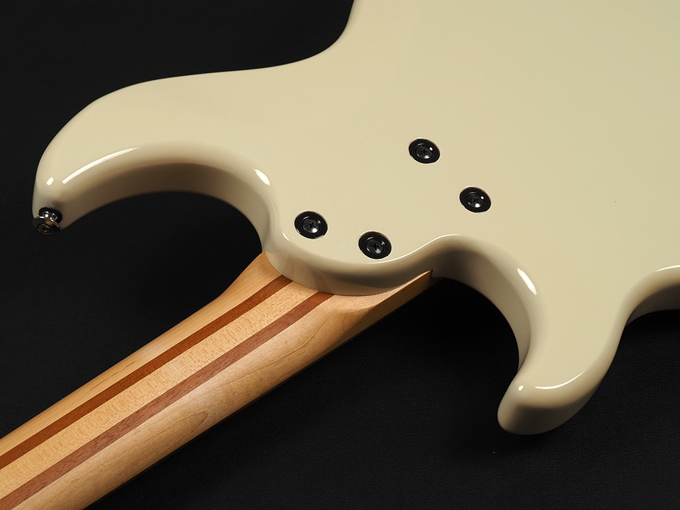 YAMAHA BB424 ~Vintage White~（中古）【楽器検索デジマート】