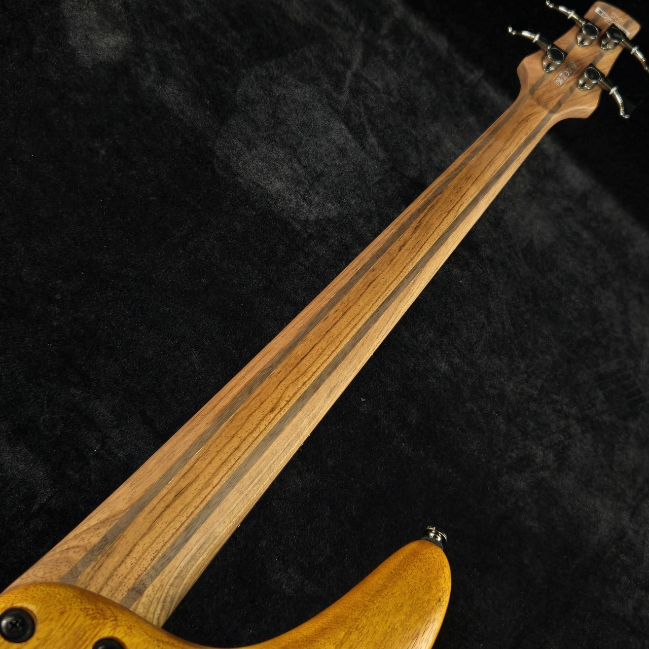 joiceadded 1週間限定出品　週末限定お値下げしました Ibanez SR4AH - Sapphire Blue【現物画像】【3.96kg】（新品