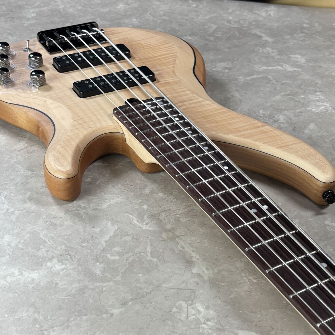 YAMAHA TRBX605FM NS 5弦ベース YAMAHA ヤマハ TRBX605FM NS 5弦ベース Natural Satin ナチュラル